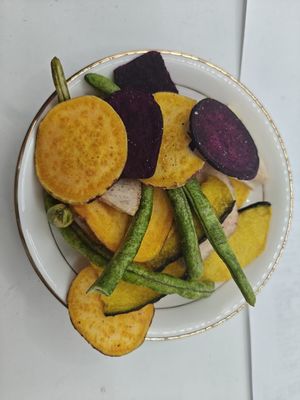 Chipsy naturalne z owoców i warzyw z bezpłatną próbką w zakresie 1 kg