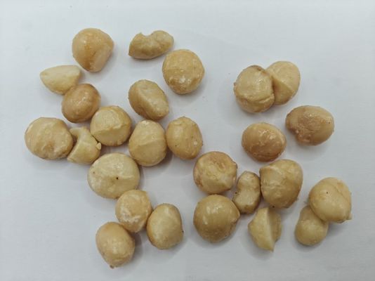 Owoce macadamia pieczone